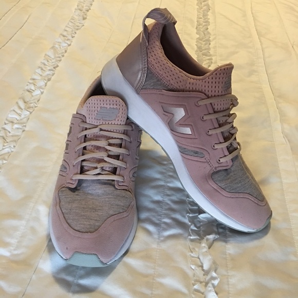 new balance everyday sneakers